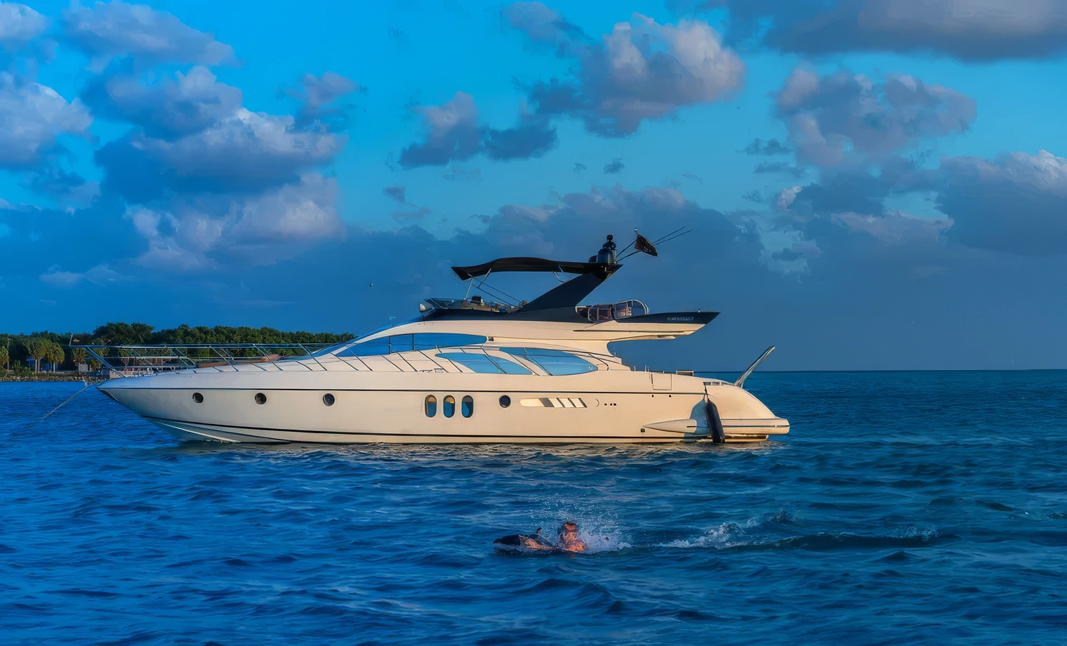 62' Azimut - $4,000