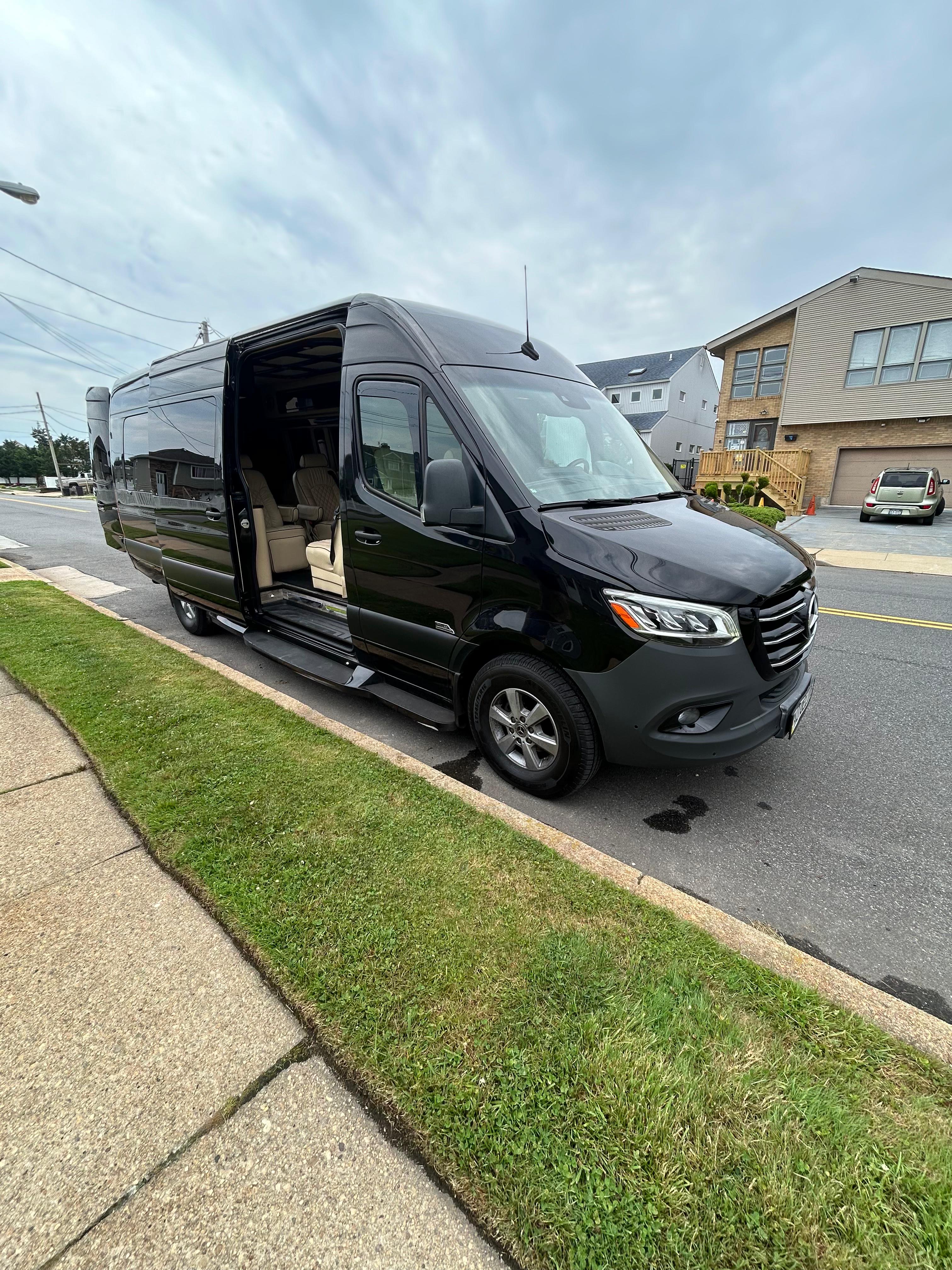 Mercedes Benz Sprinter Van - Black on Cream