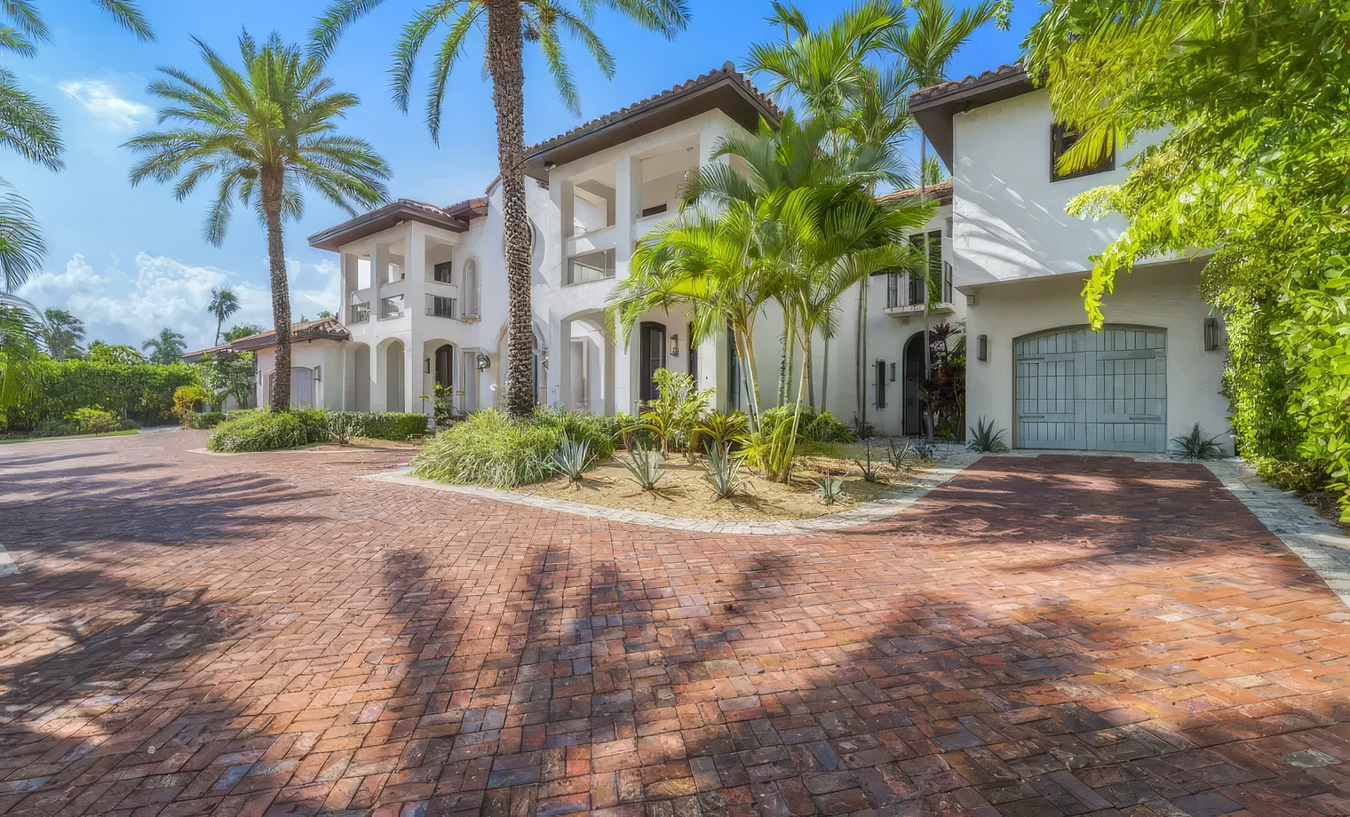 Villa Valenciana - $8,000