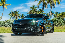 Lamborghini Urus – Black on Black