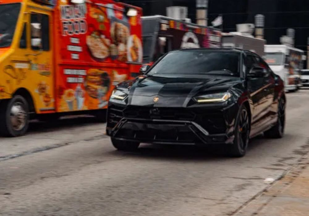 Lamborghini Urus - Gloss Black on Black