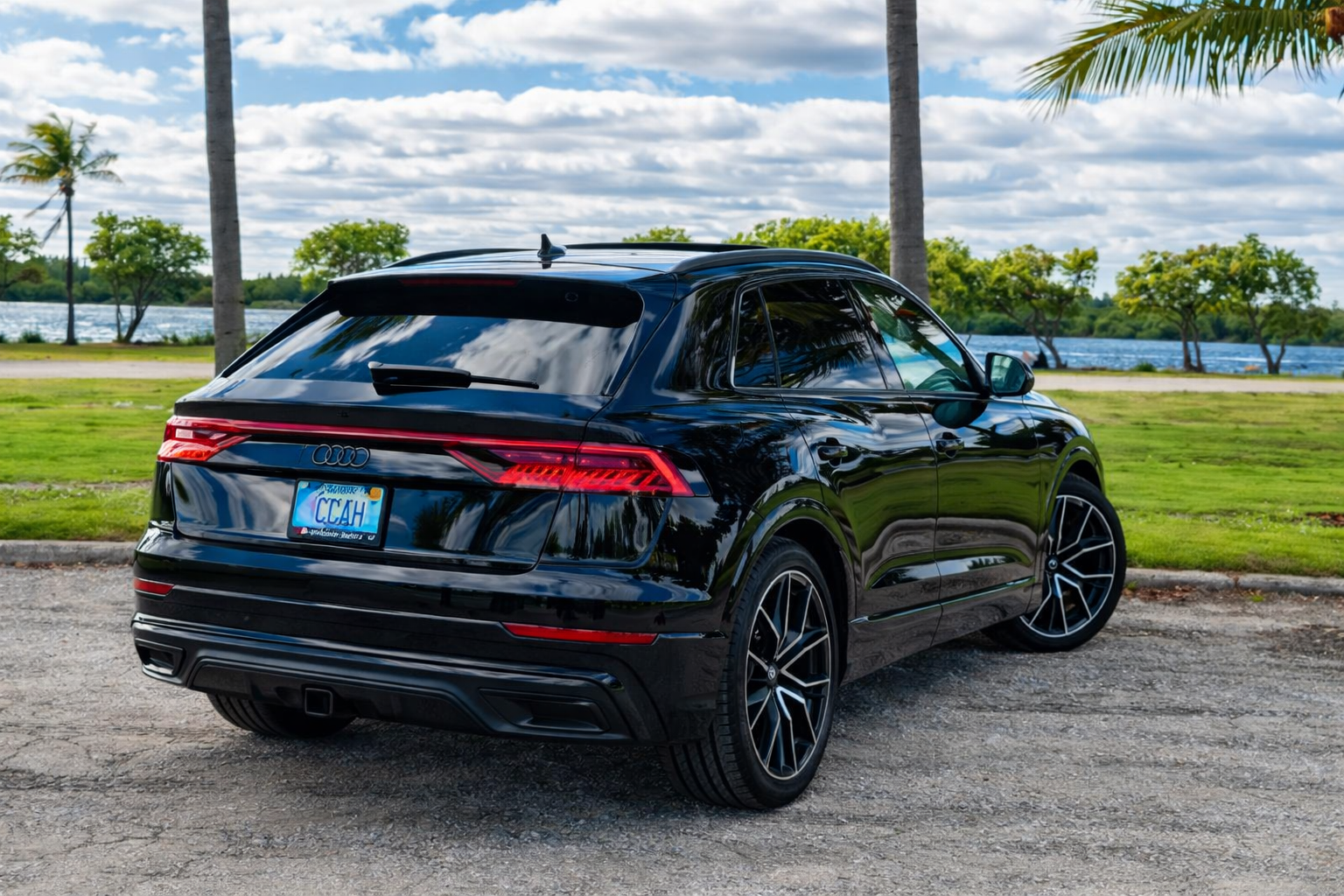 Audi Q8 S Line – Mythos Black Metallic on Black