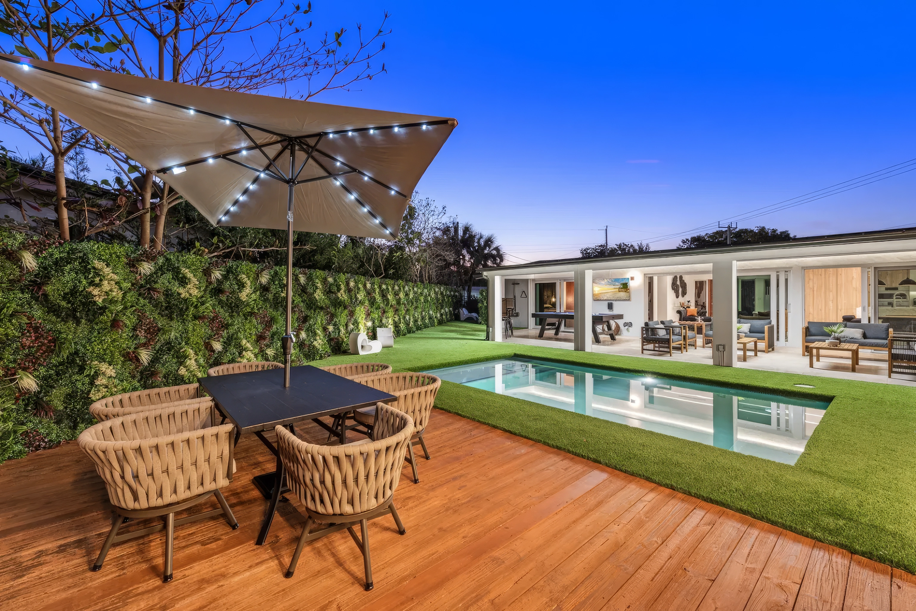 Villa Nassau - $1,025