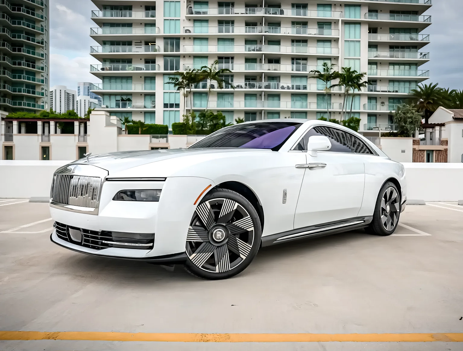 Rolls-Royce Spectre — Arctic White over Jubilee Silver on Seashell & Black