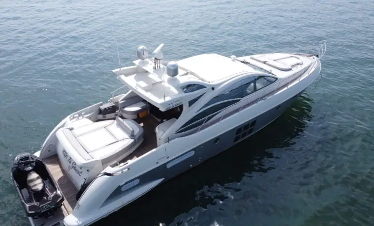 62' Azimut "Life Is Great" - $4,000