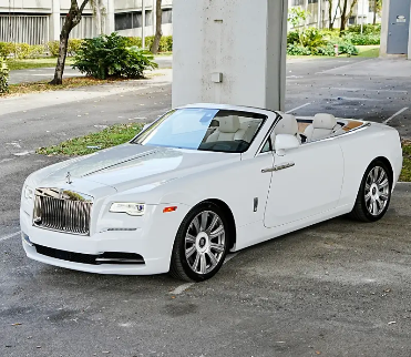 Rolls-Royce Dawn – White on Wood Grain
