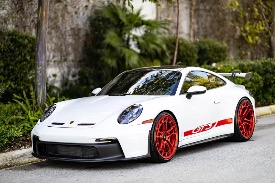 Porsche 911 - GT3 White on Black