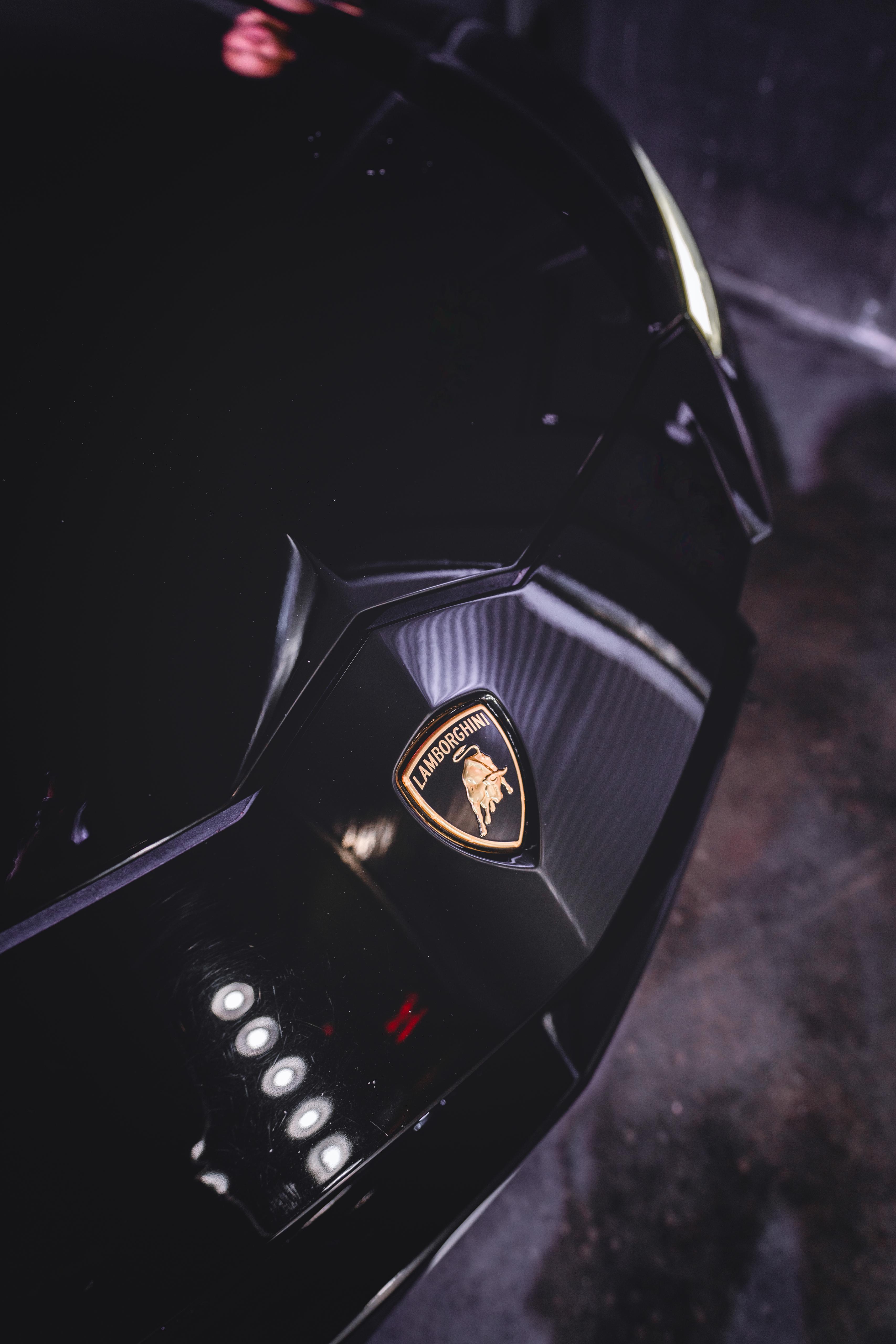 Lamborghini Urus - Black on Black 