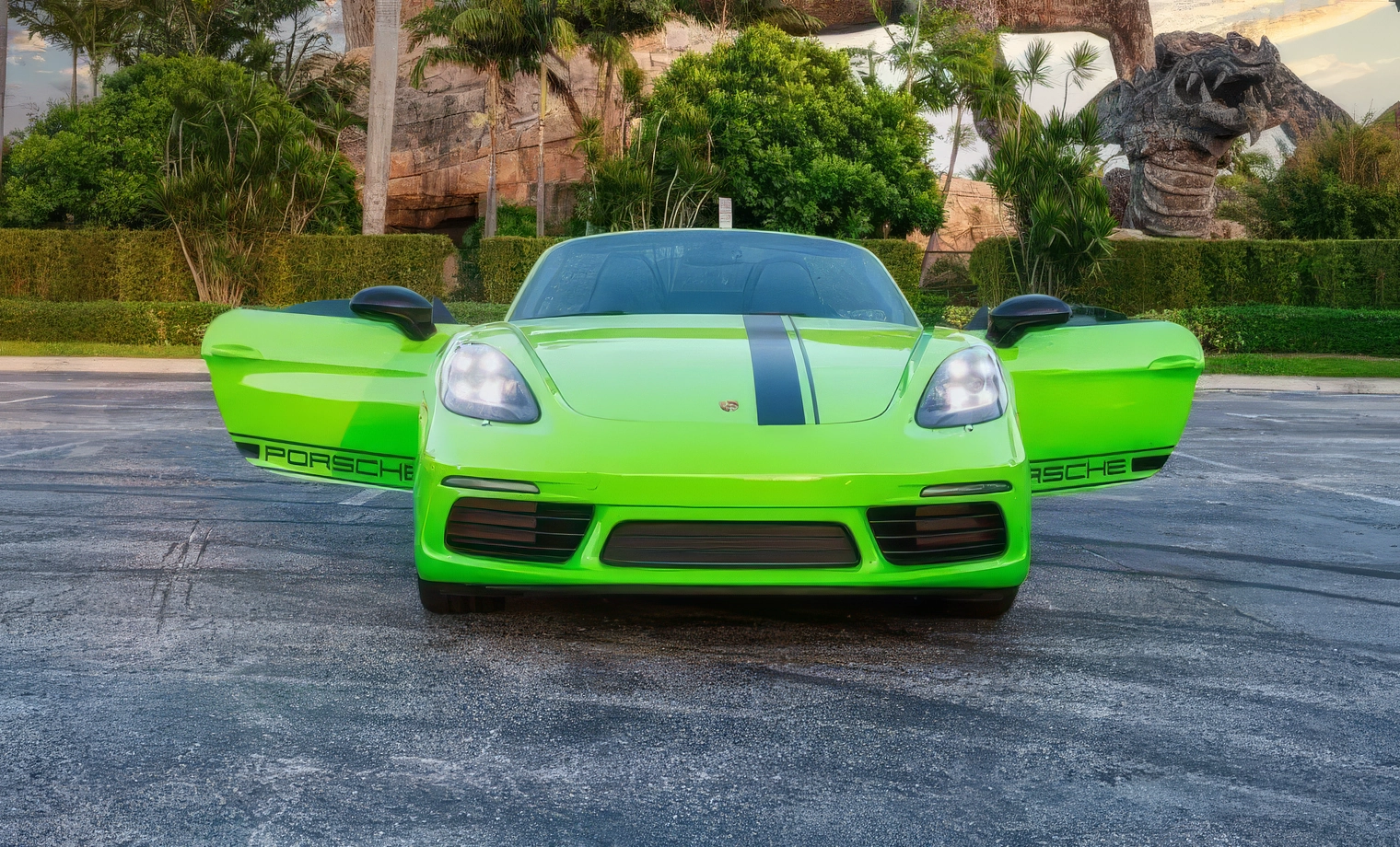 Porsche 718 Boxster Cabriolet – Lizard Green on Black