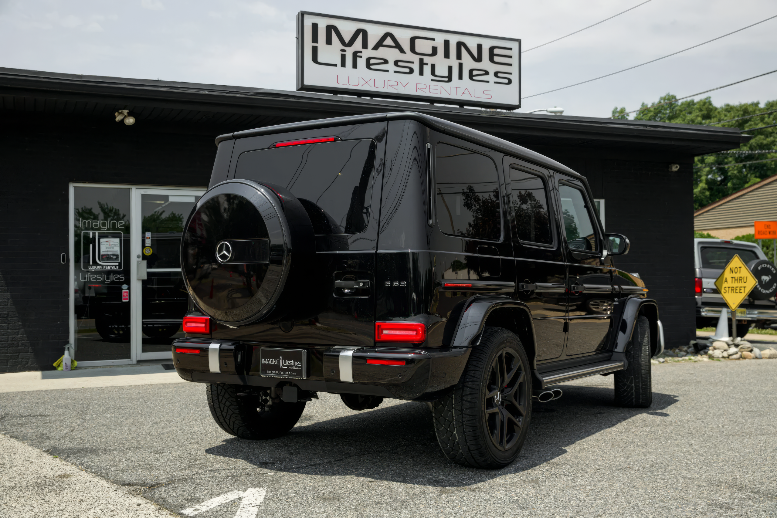Mercedes-Benz G63 AMG - Obsidian Black Metallic on Black