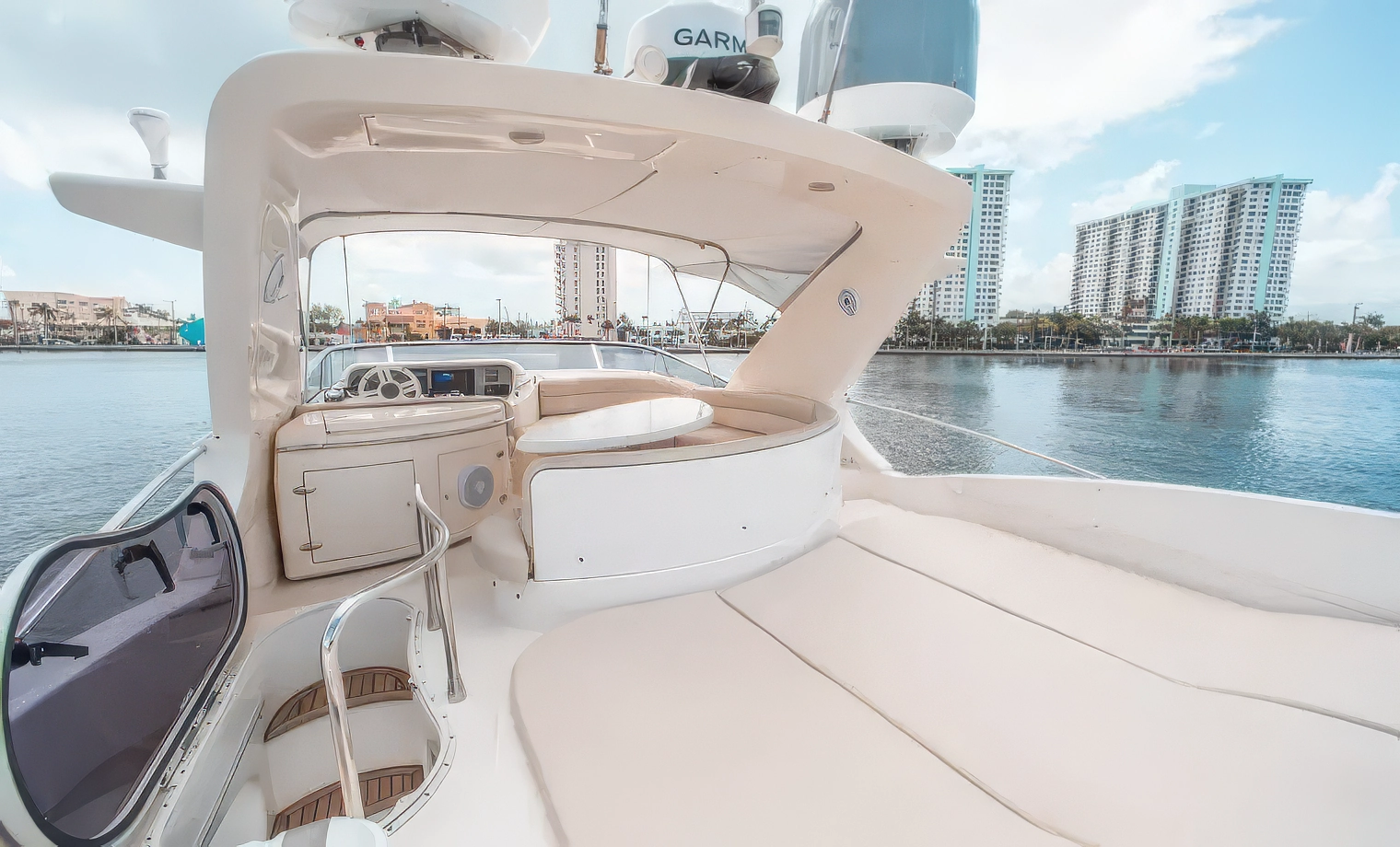 60' Azimut Thales - $2,500