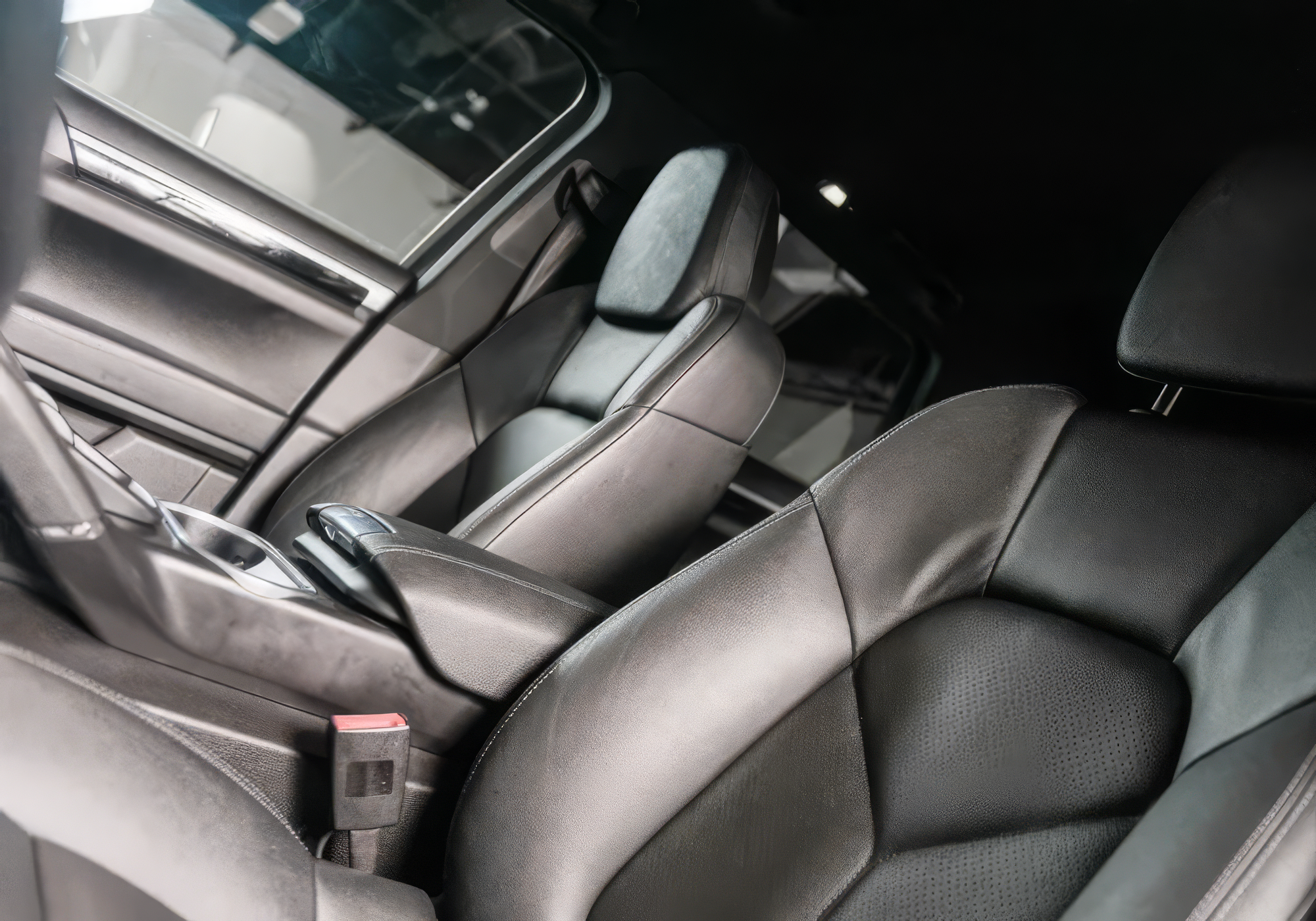 Porsche Cayenne - Carrara White Metallic on Black