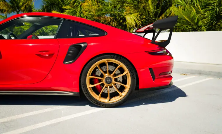 Porsche 911 GT3 RS – Red on Black