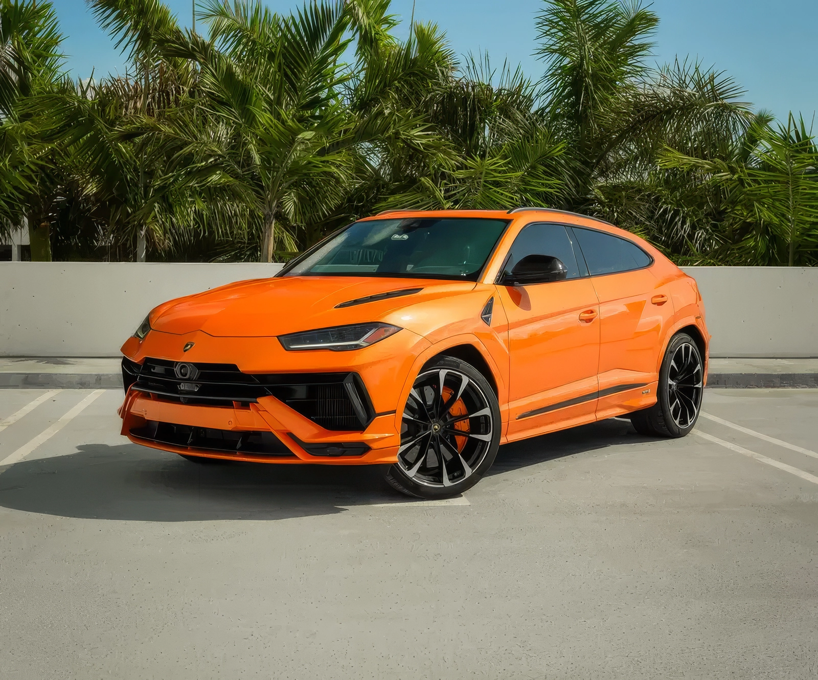 Lamborghini Urus S – Arancio Borealis on Nero (Orange on Black)