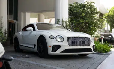 Bentley GT  – White on Red
