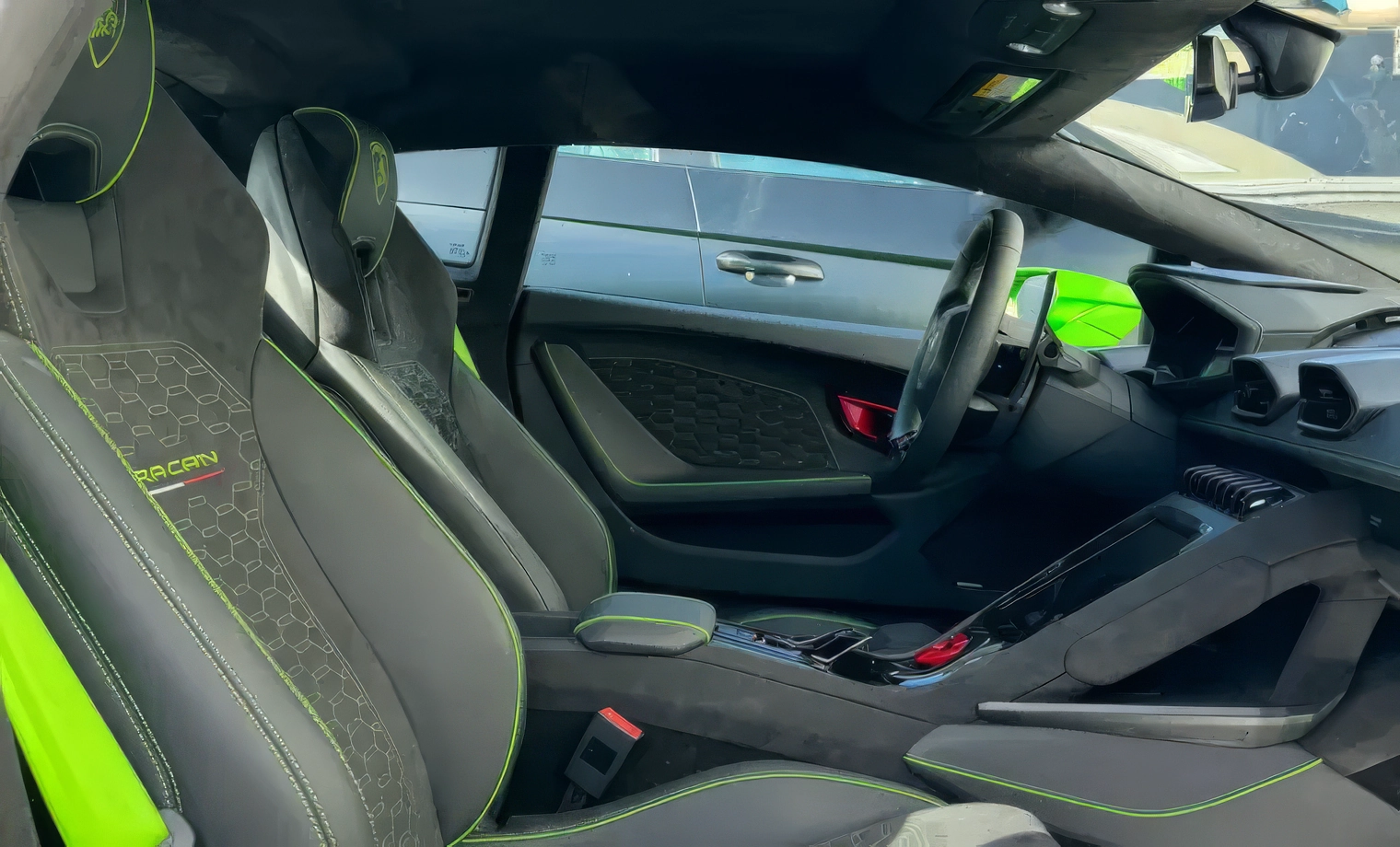 Lamborghini Huracán Tecnica – Verde Mantis on Nero Ade & Verde Mantis (Lamborghini Lime Green on Black & Green)