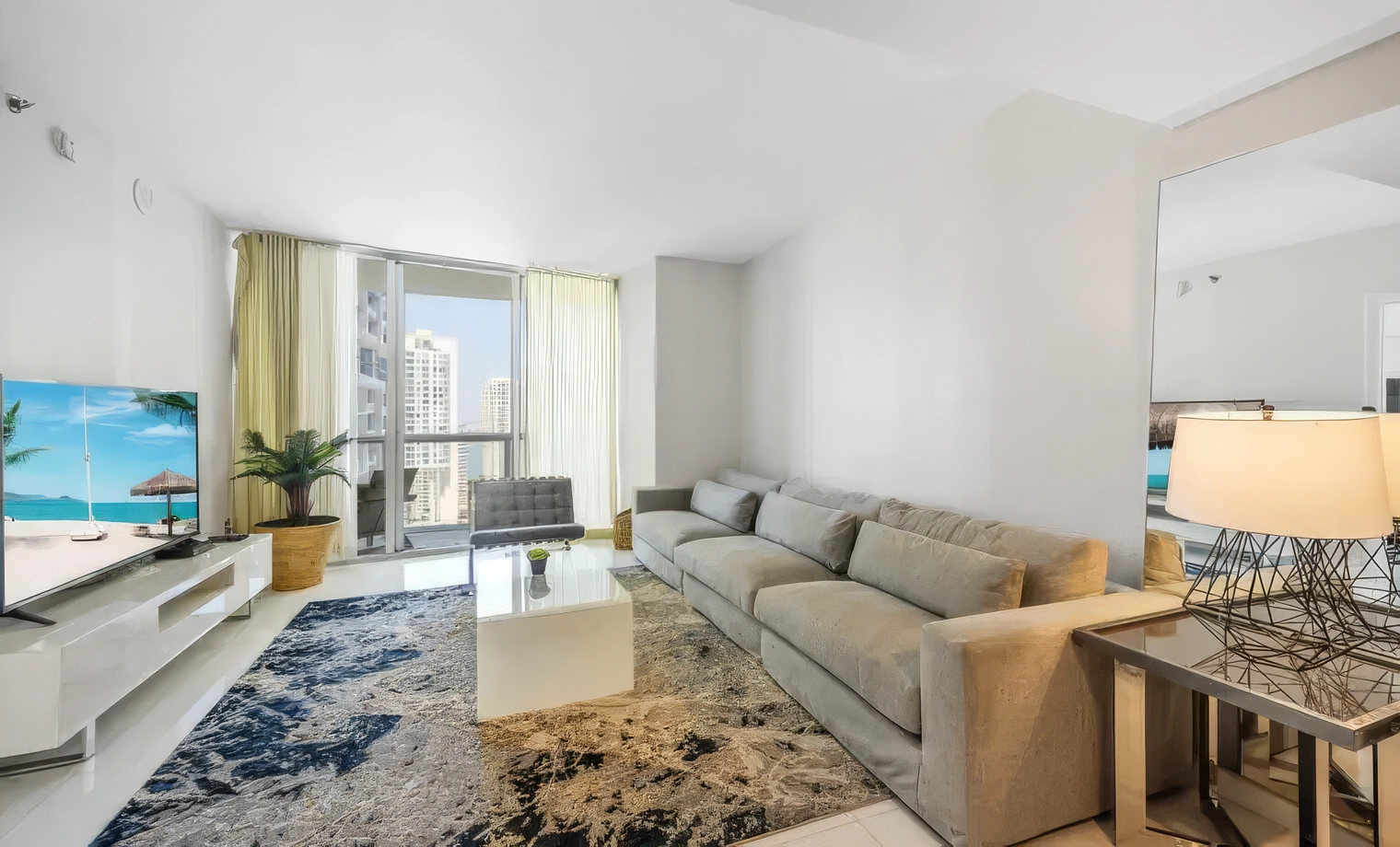 Icon Brickell 1 Bedroom Presidential Deluxe with Ocean View - $700