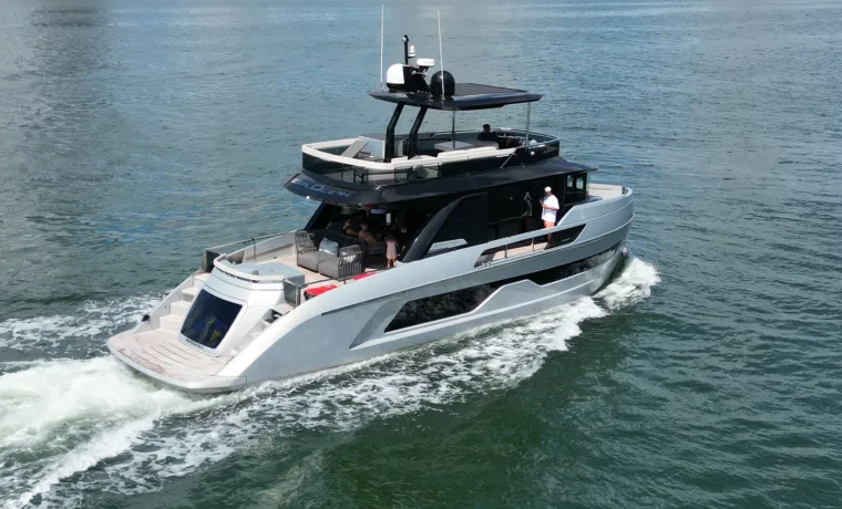 62' Explorer - $3,900