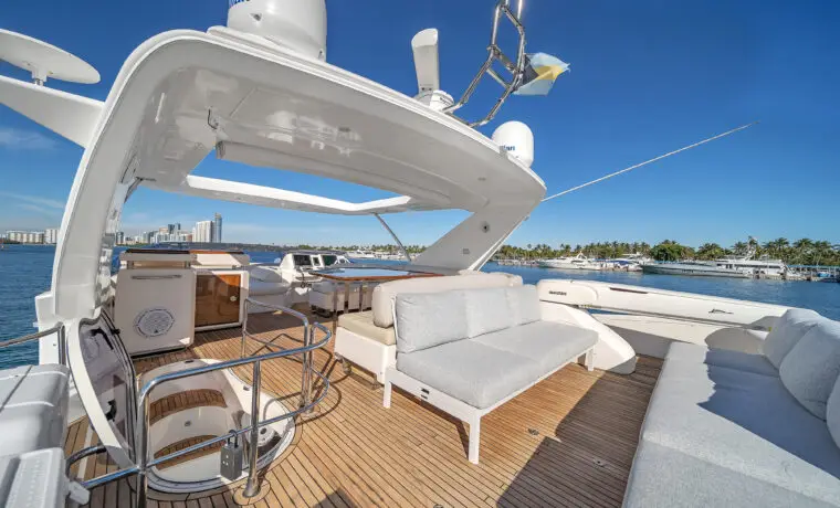 74' Azimut - $6,000