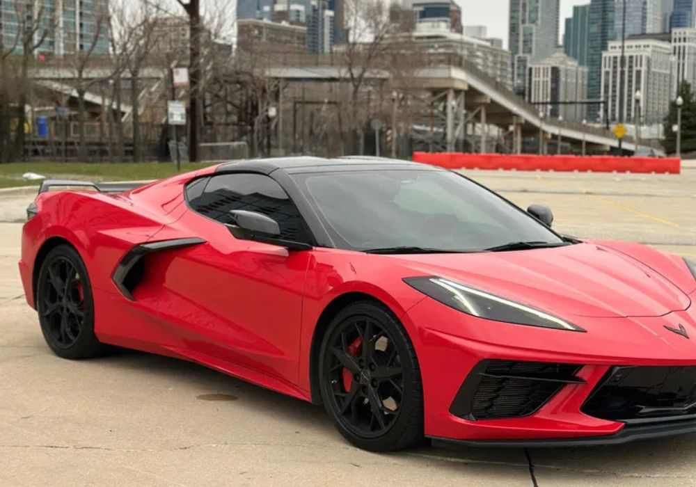 Corvette C8 Stingray - Red on Red & Black 