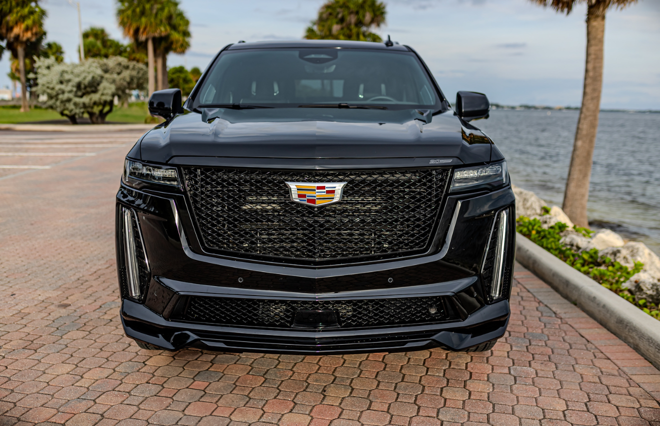 Cadillac Escalade V - Black on Black 