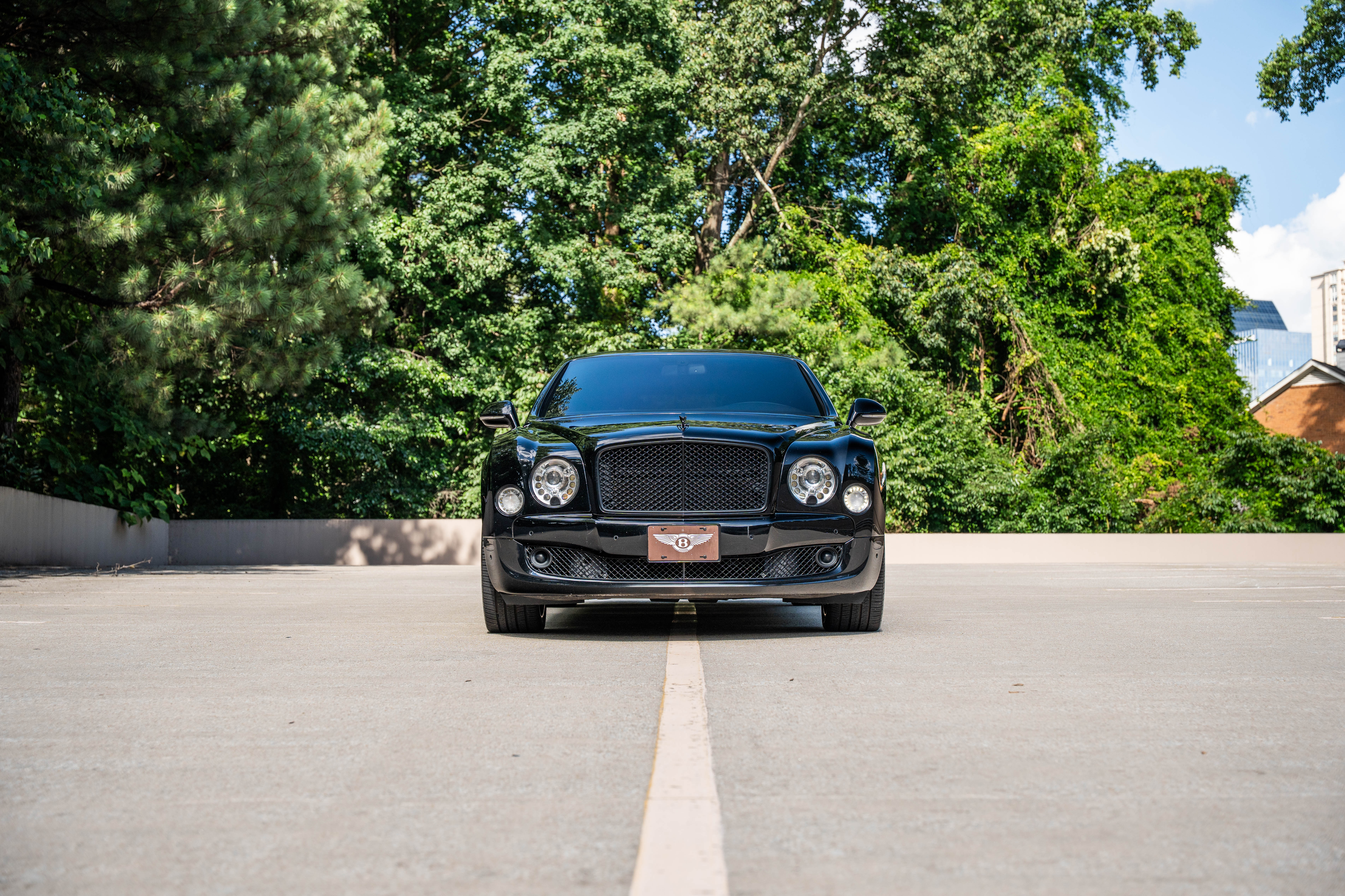 Bentley Mulsanne - Onyx on Beluga 