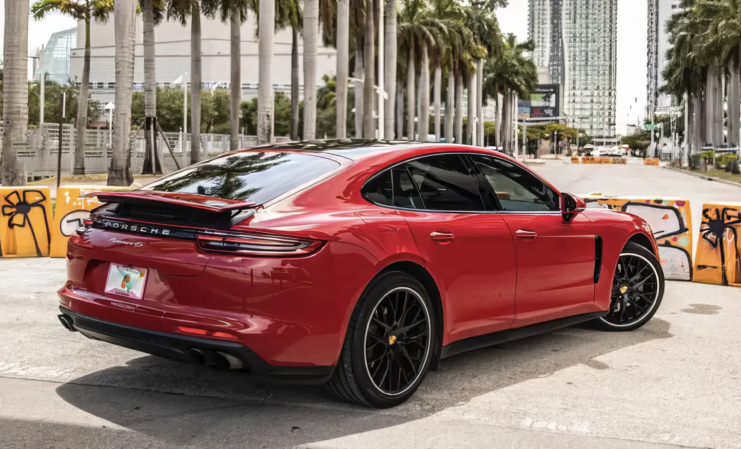 Porsche Panamera – Carmine Red on Black & Agate Grey