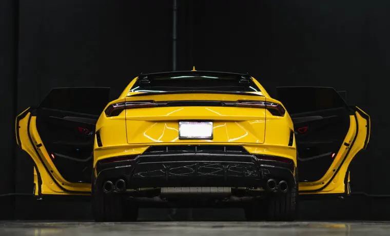 Lamborghini Urus Performante – Yellow on Black