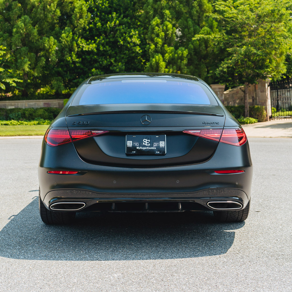 Mercedes-Benz S580 - Designo Suite - Satin Black on Carmine Red & Black