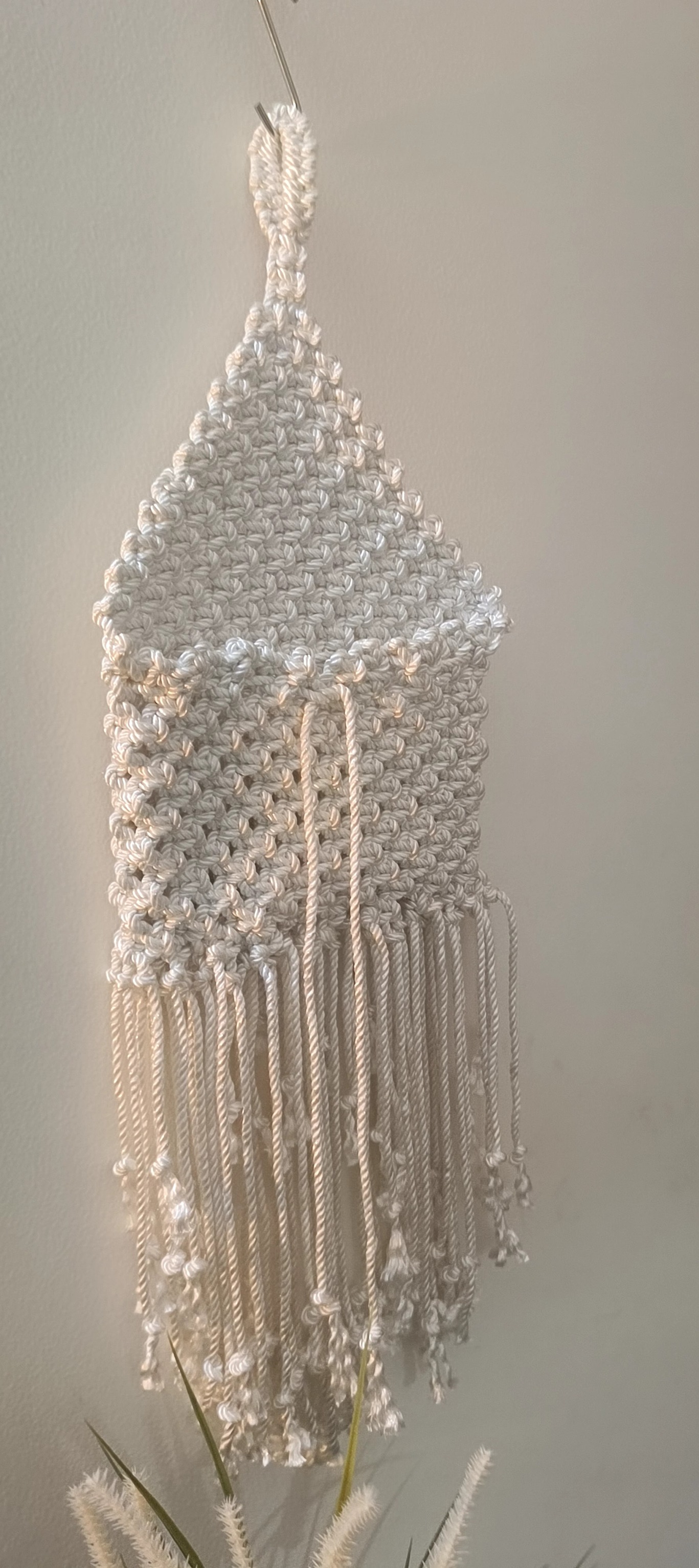 Handmade Macramé Wall Hanging Storage Organizer