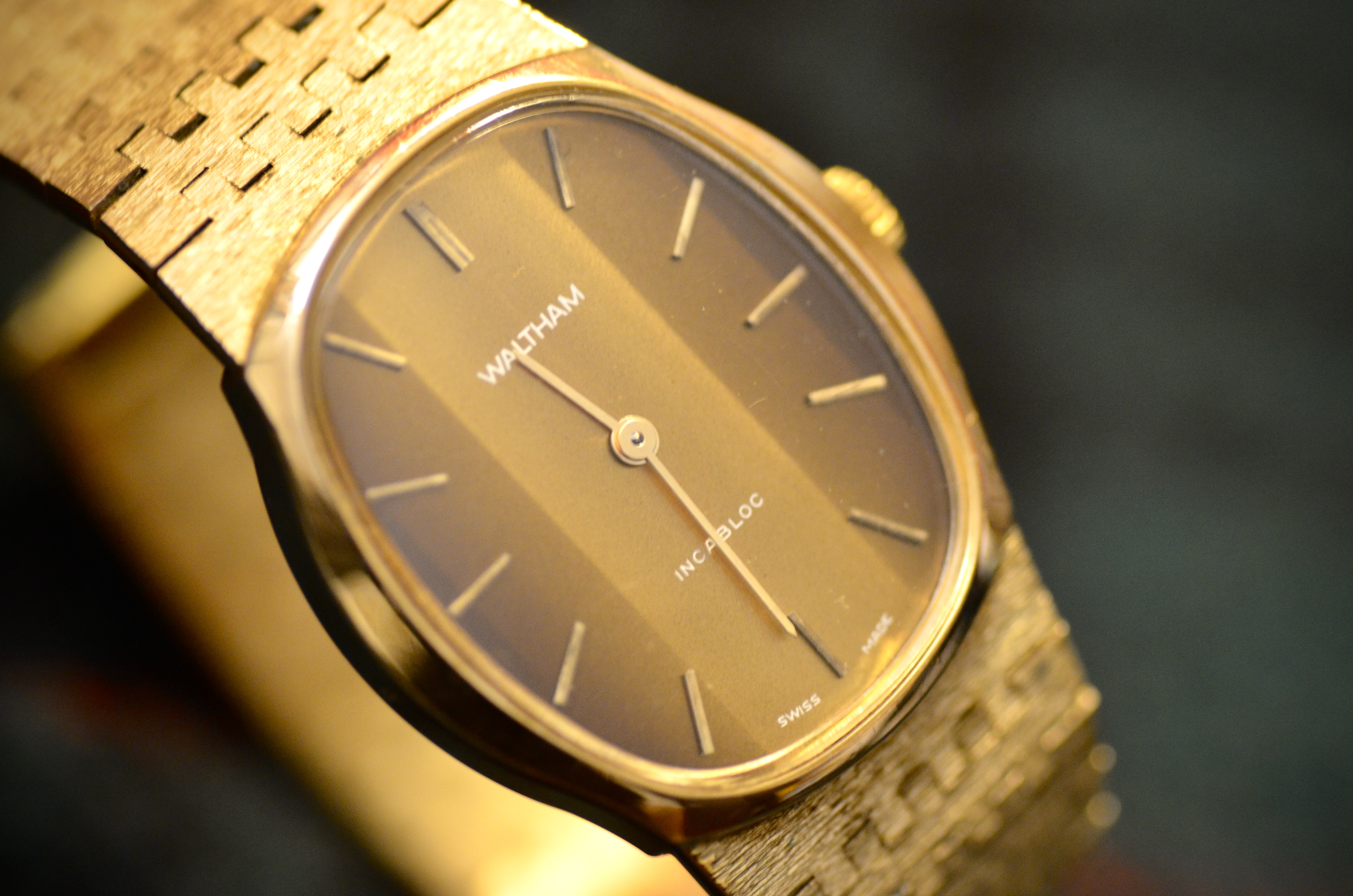 Waltham Integrated Bracelet Mechanical Watch