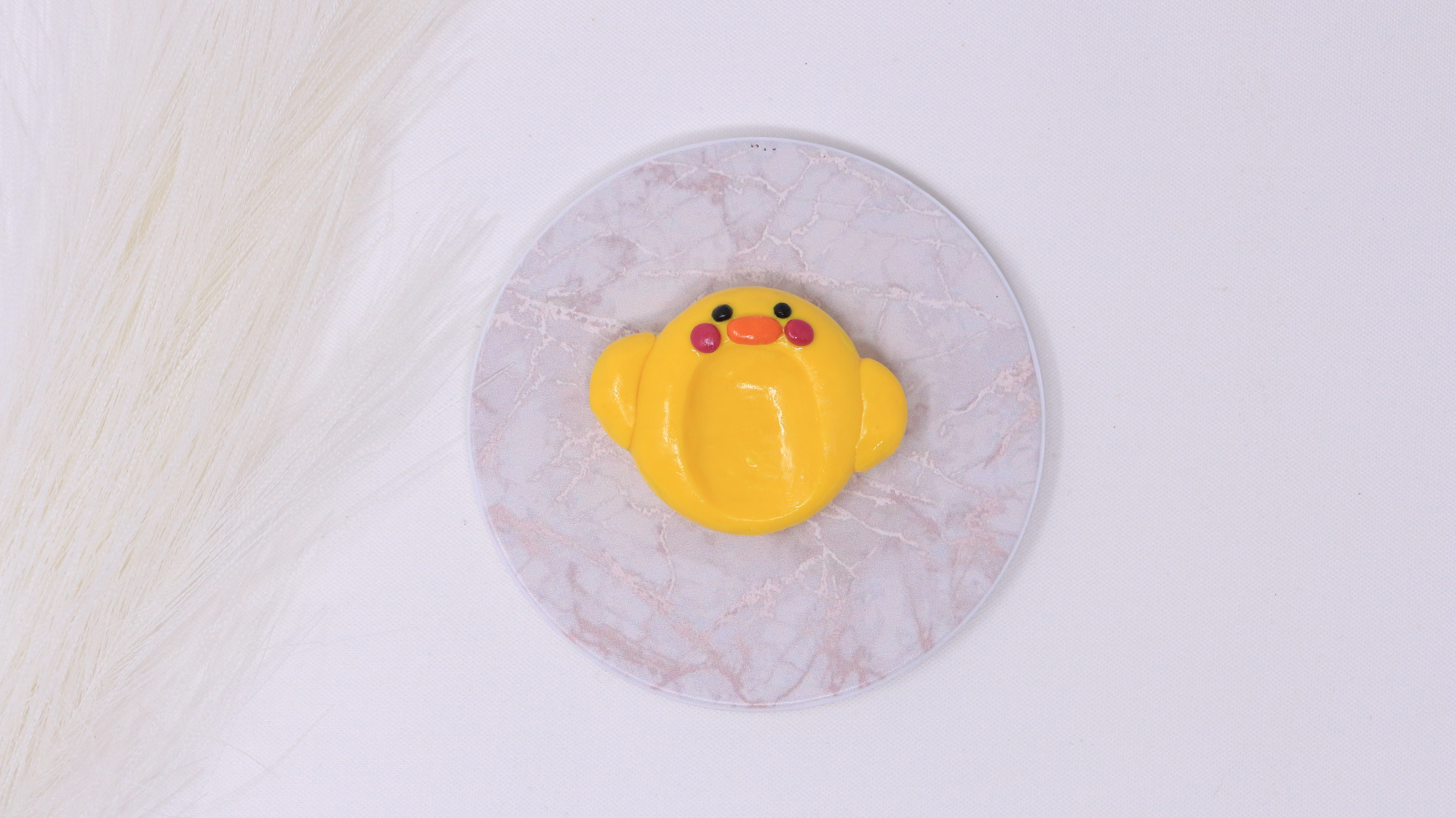 Worry stone en forme de poussin/Chick-shaped worry stone