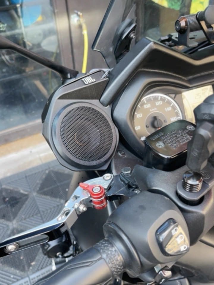 Yamaha Xmax 300 Waterproof Speaker (2021-2025) 