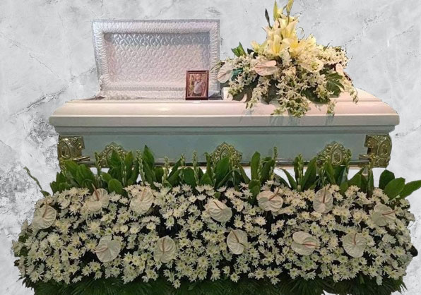 floor garden and casket