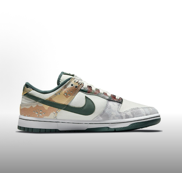 Nike Dunk SE "Sail Multi-Camo" 