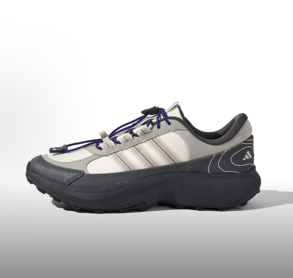 Adidas Trail Running Sneaker