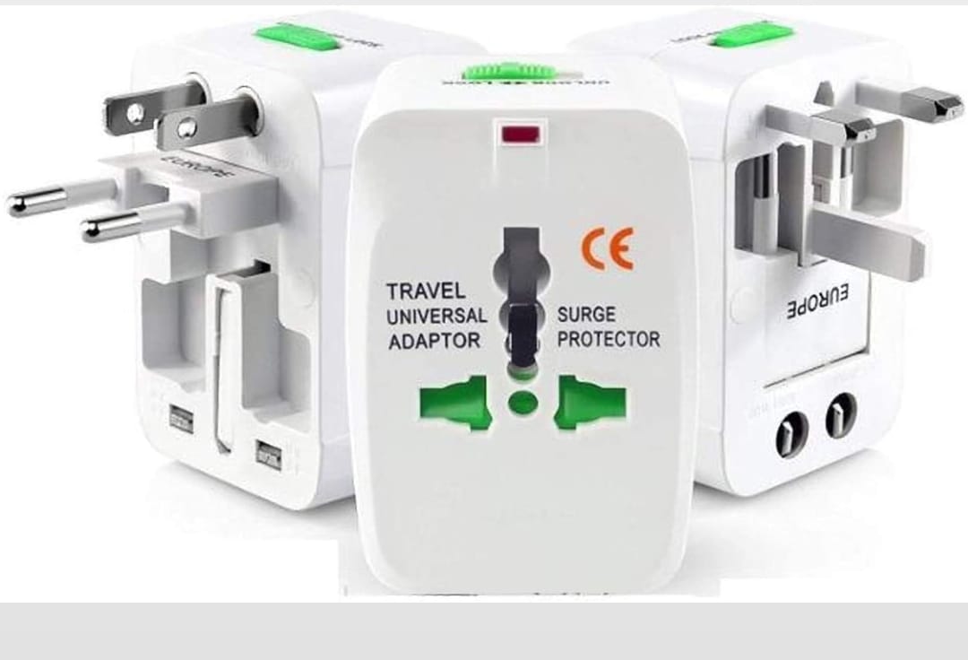 Universal Travel Adapter SS00131TG