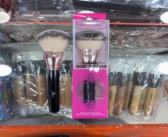 Ocean Beauty Makeup Brush