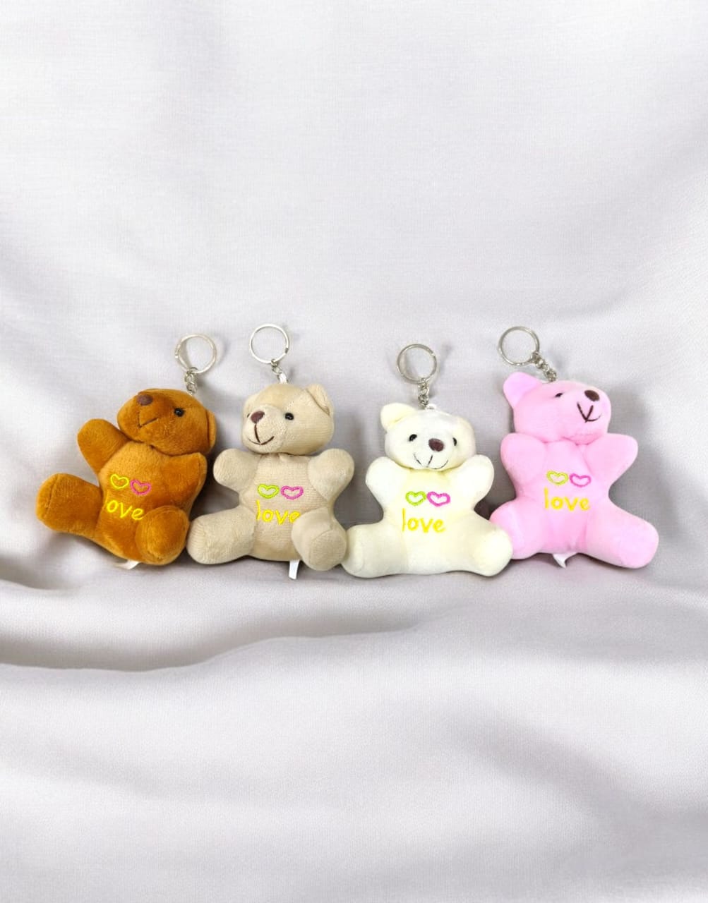 1026 Keychain AM00484PS