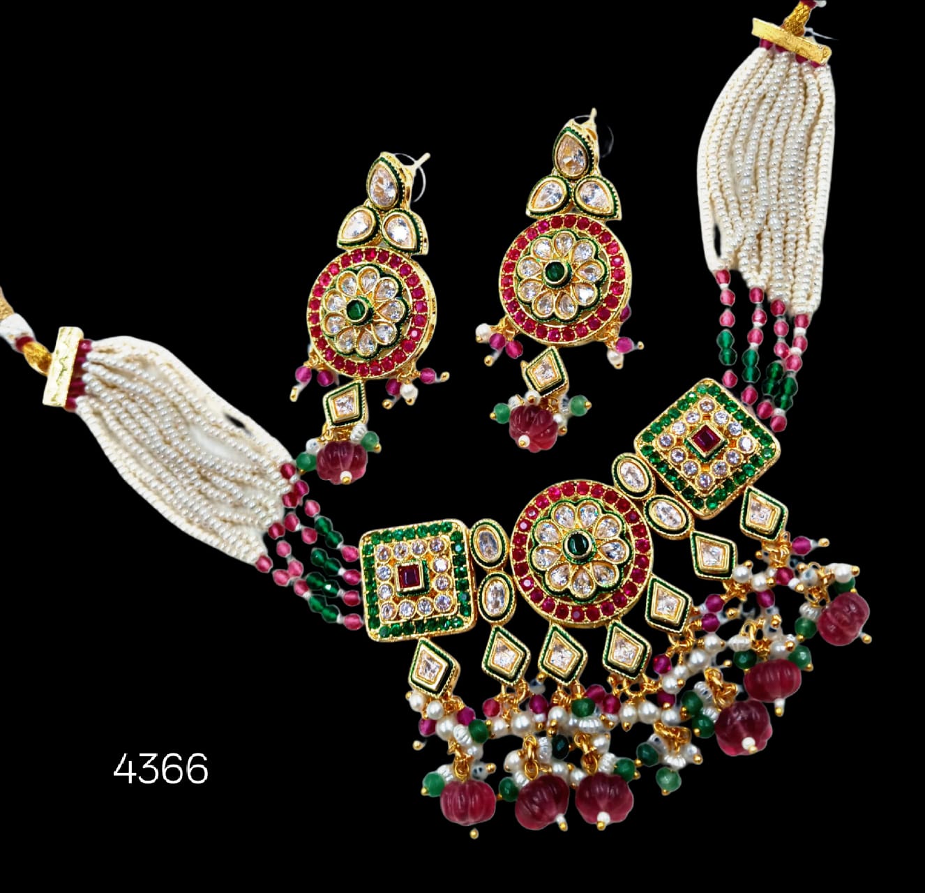 4366 KUNDAN SET (SA00865PB)
