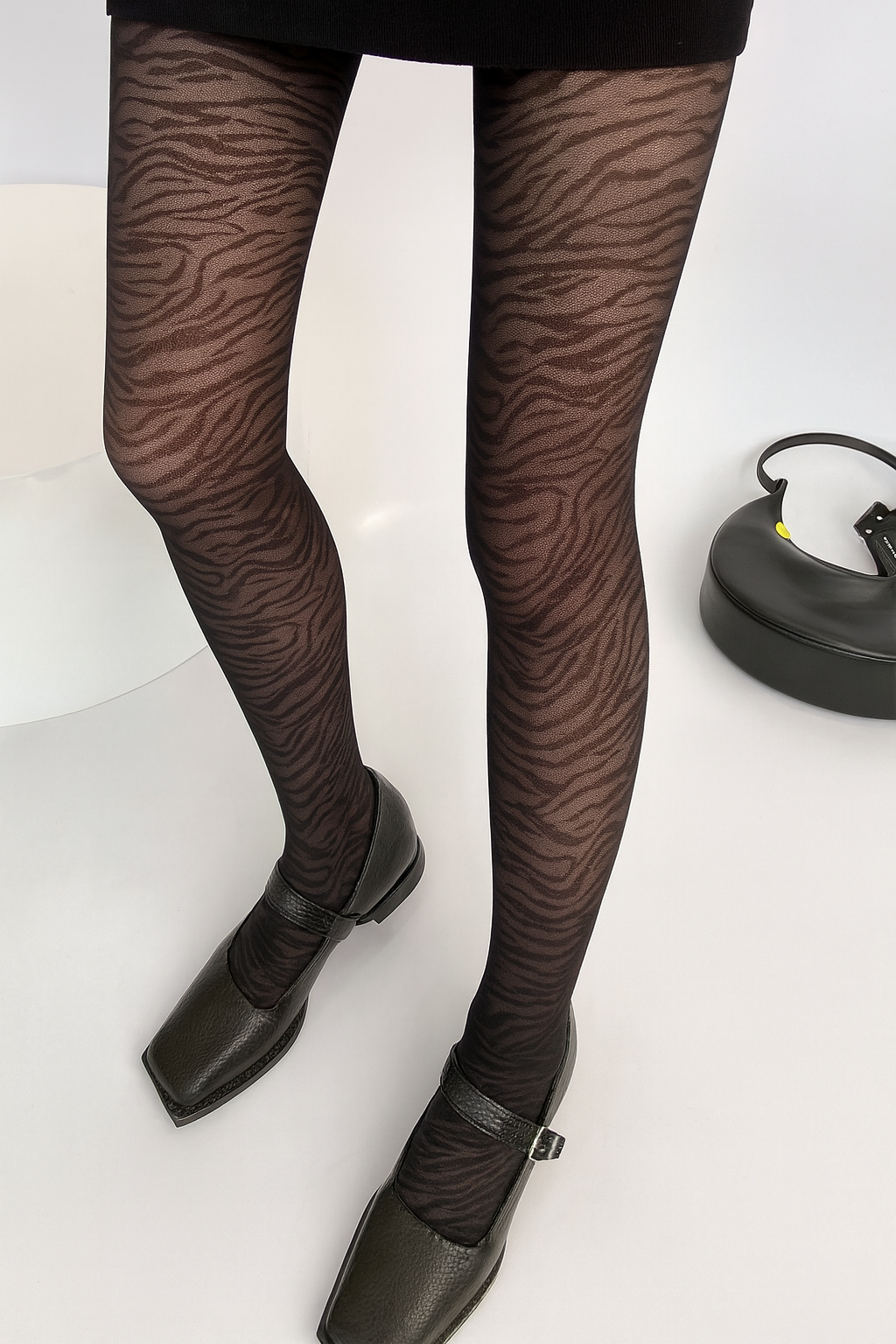 Zebra-Inspired Pattern Sheer Tights – Bold Fashion Statement