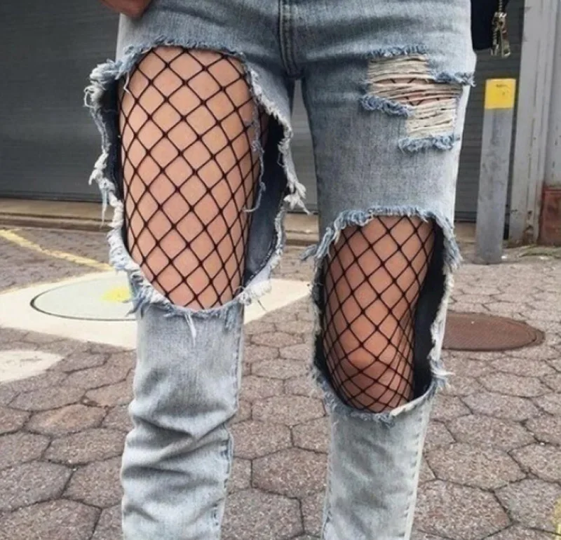 Classic Fishnet Tights – Edgy Street-Style Essential