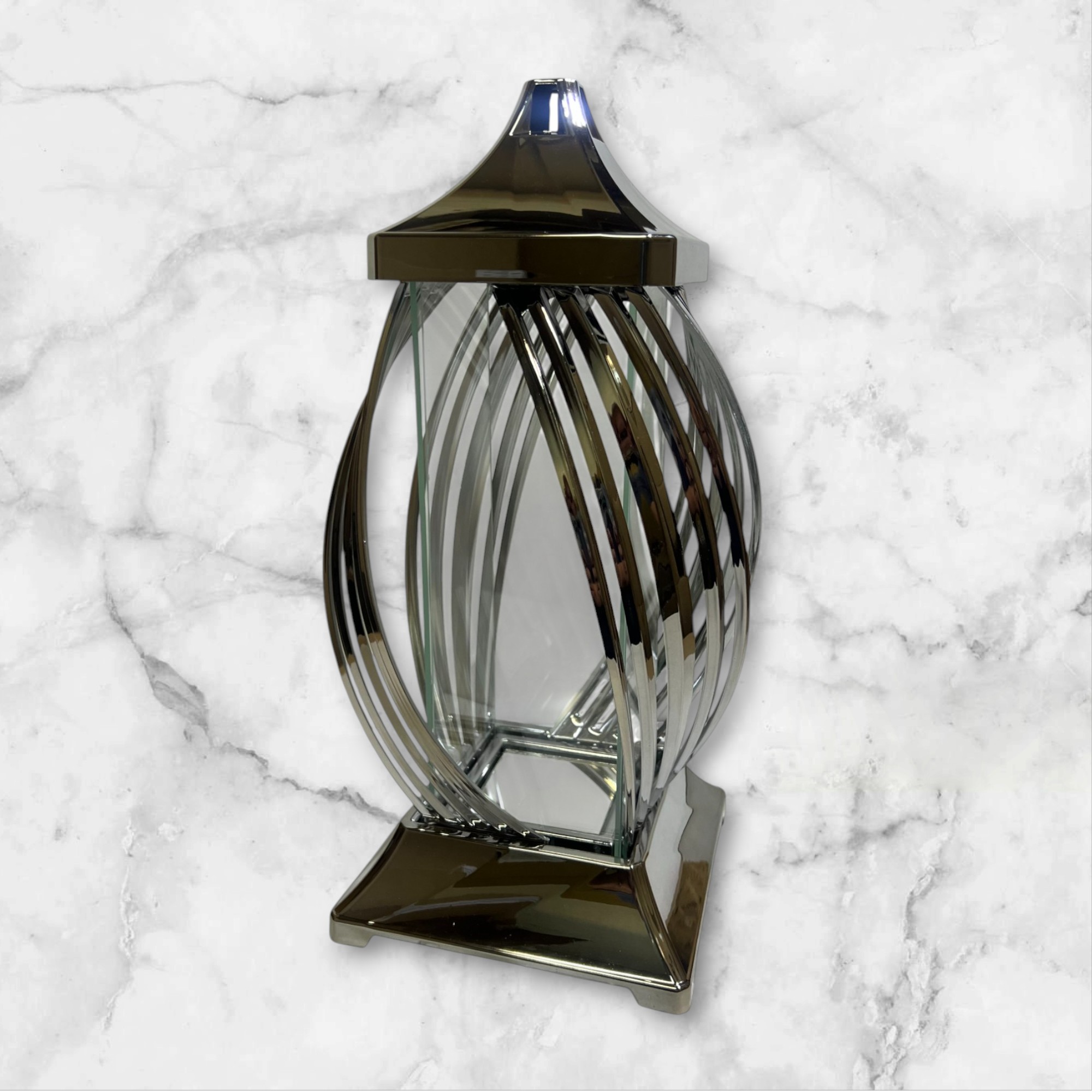 Žvakė Skara auksinė