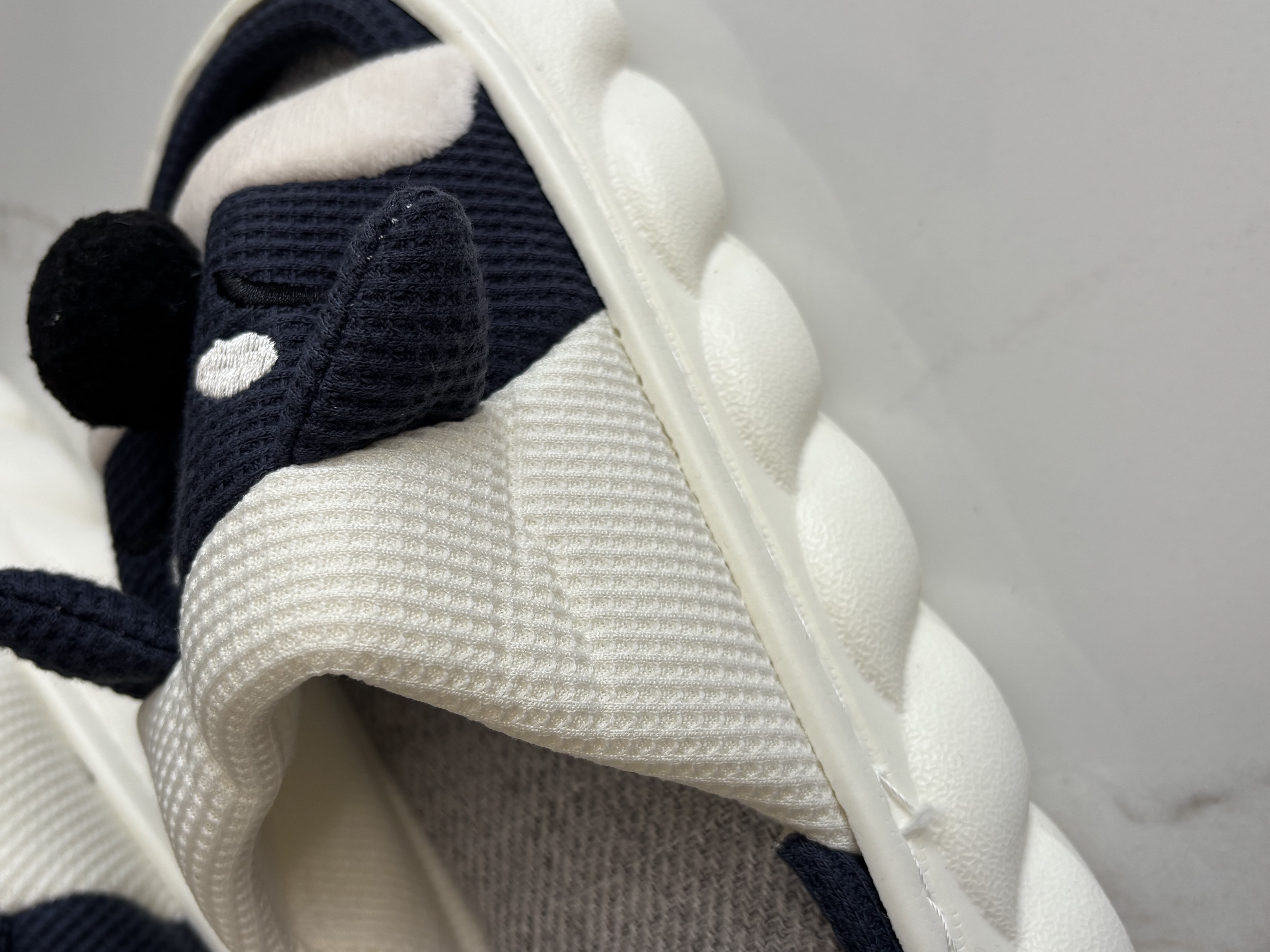 Šlepetės su meškučio veidu