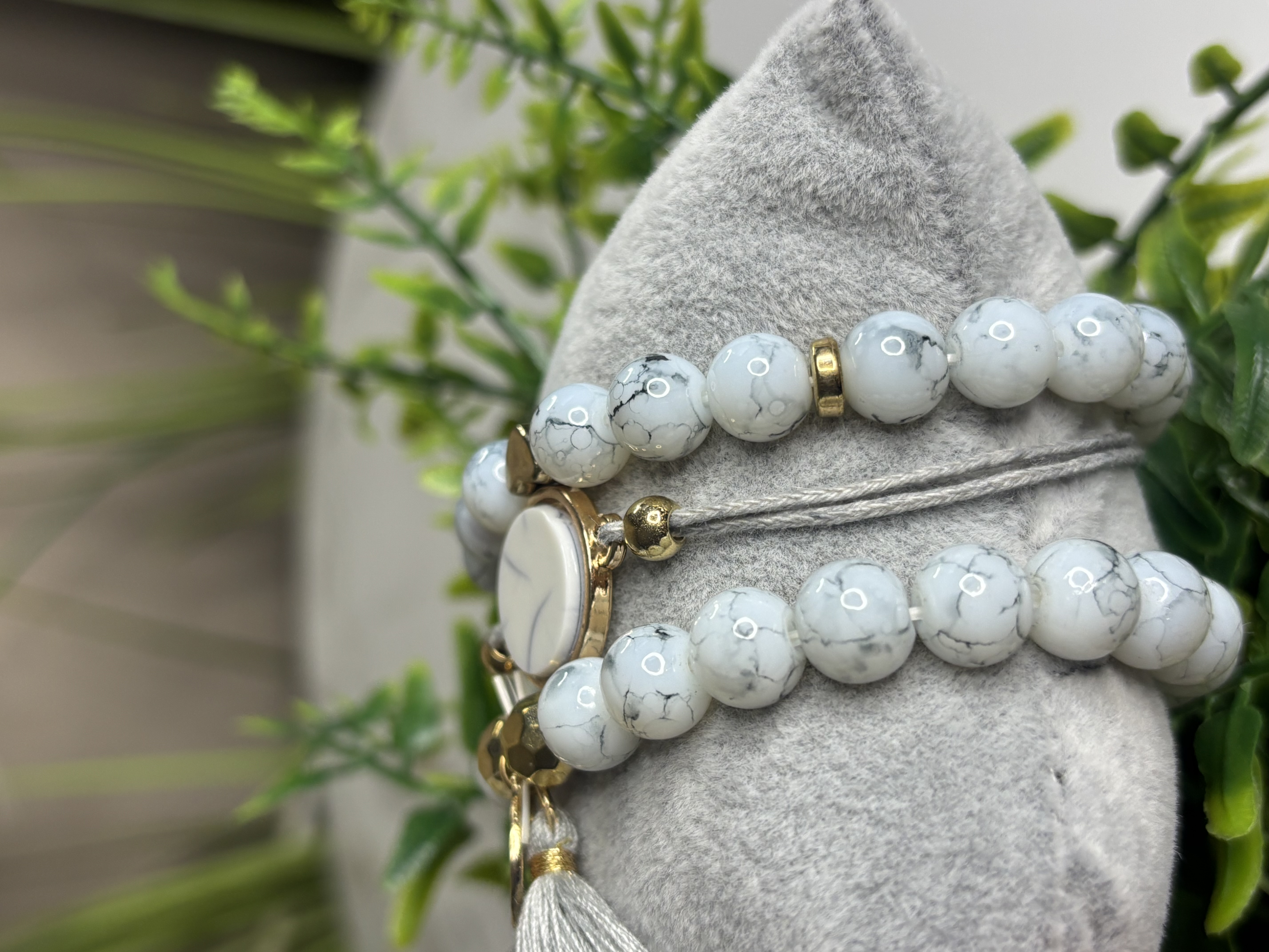 Rankų darbo apyrankių rinkinys