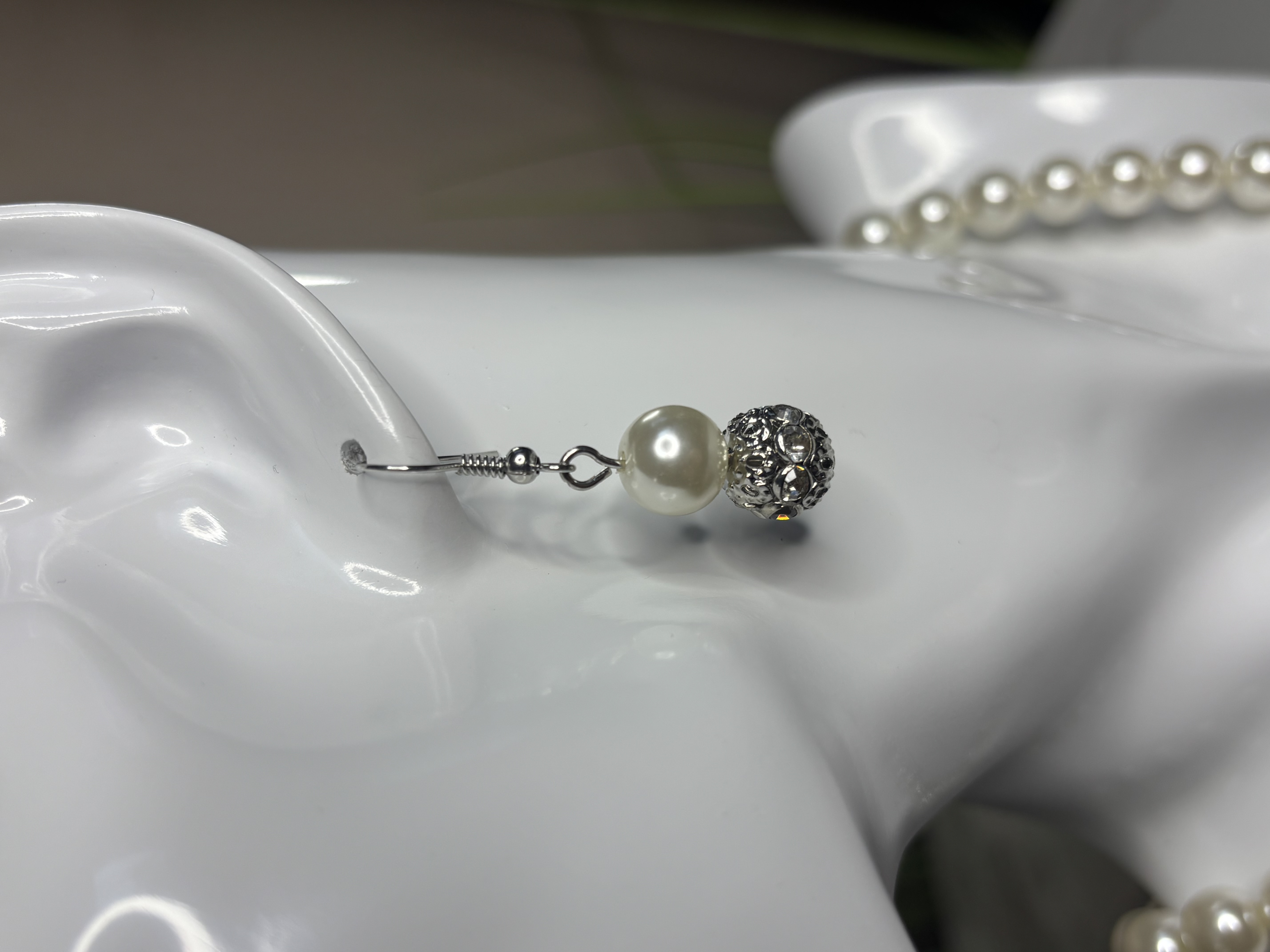 Perlų papuošalų komplektas