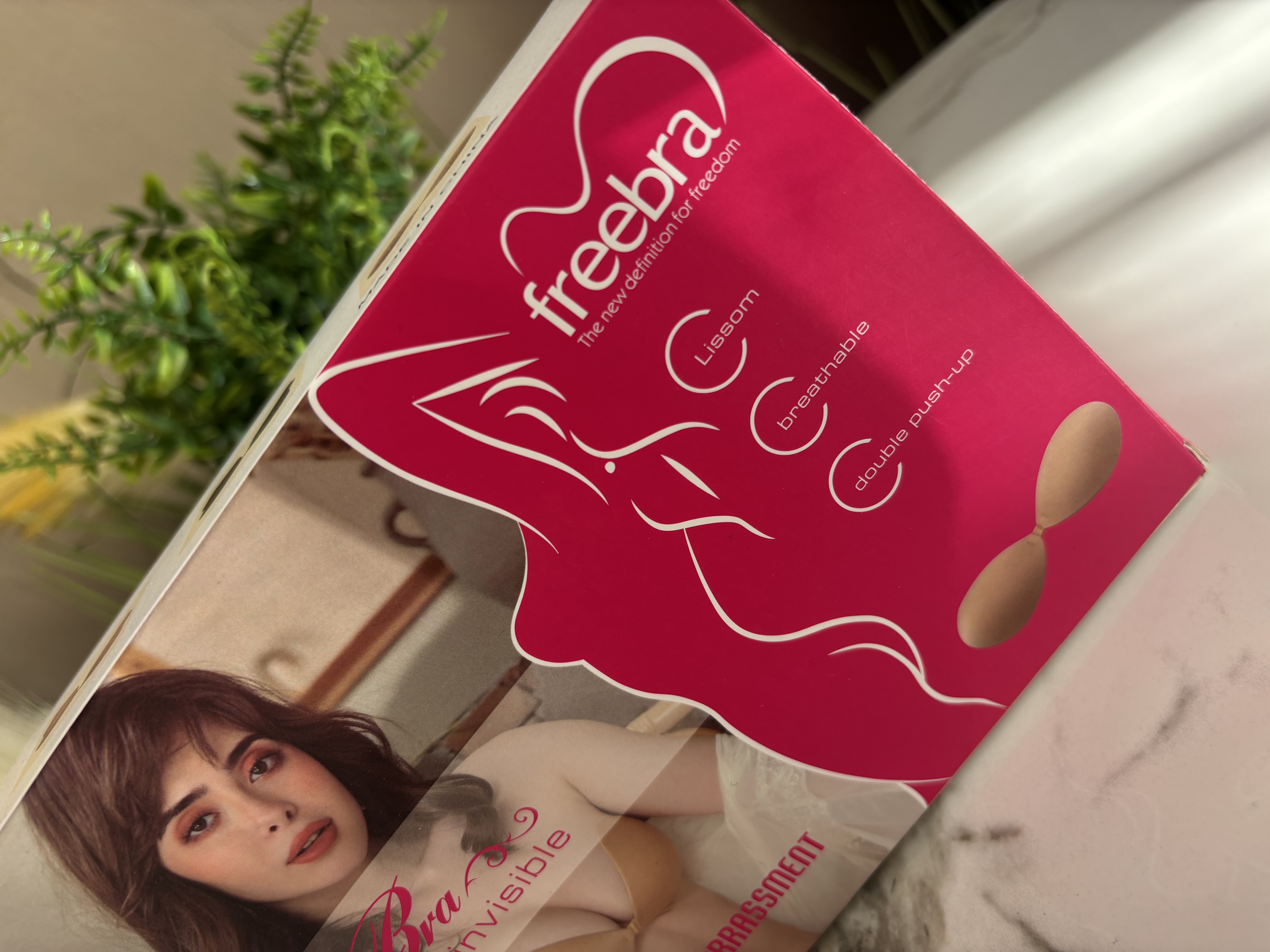 Freebra silikoninė liemenėlė