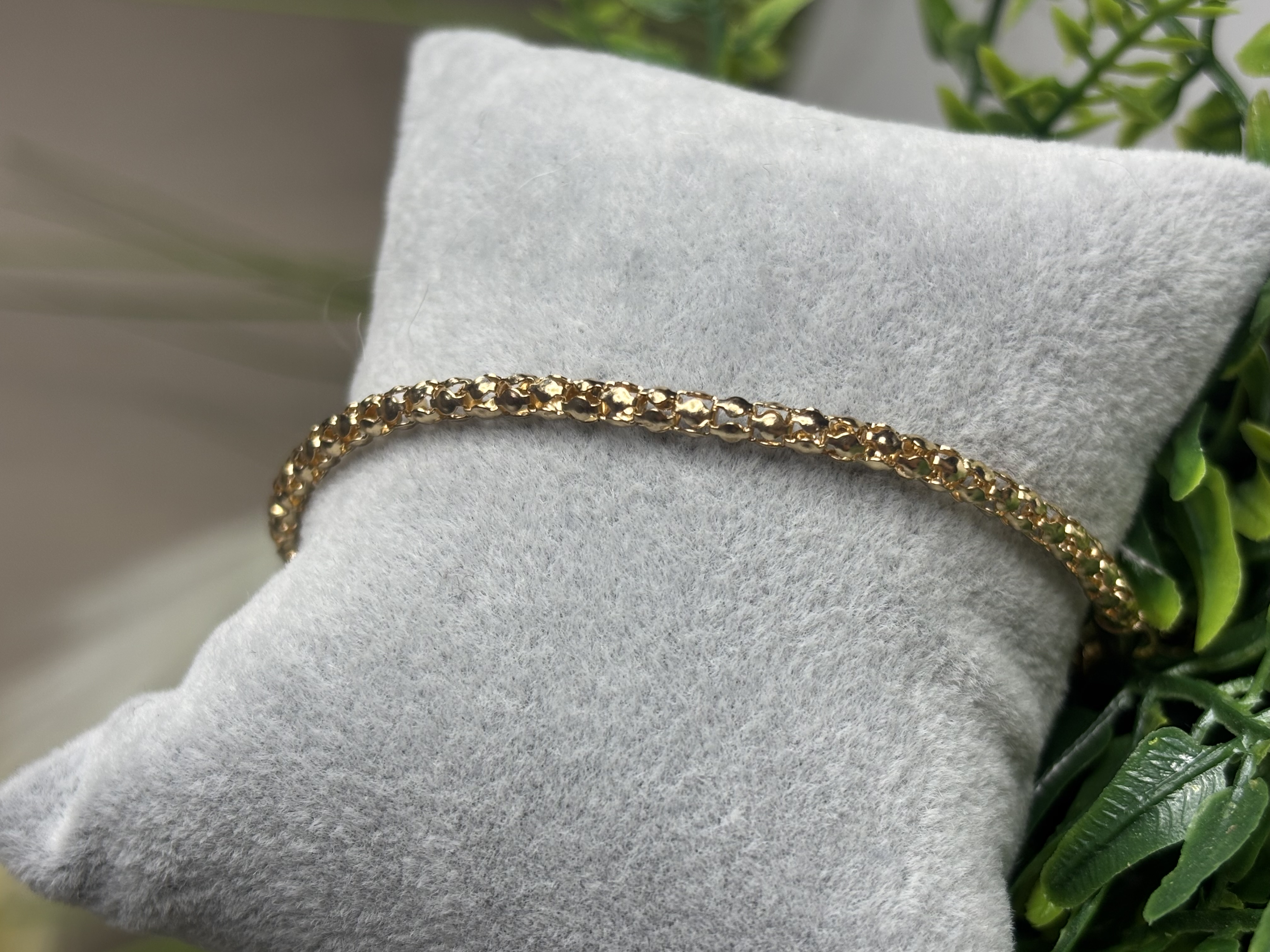 Minimalistinė apyrankė