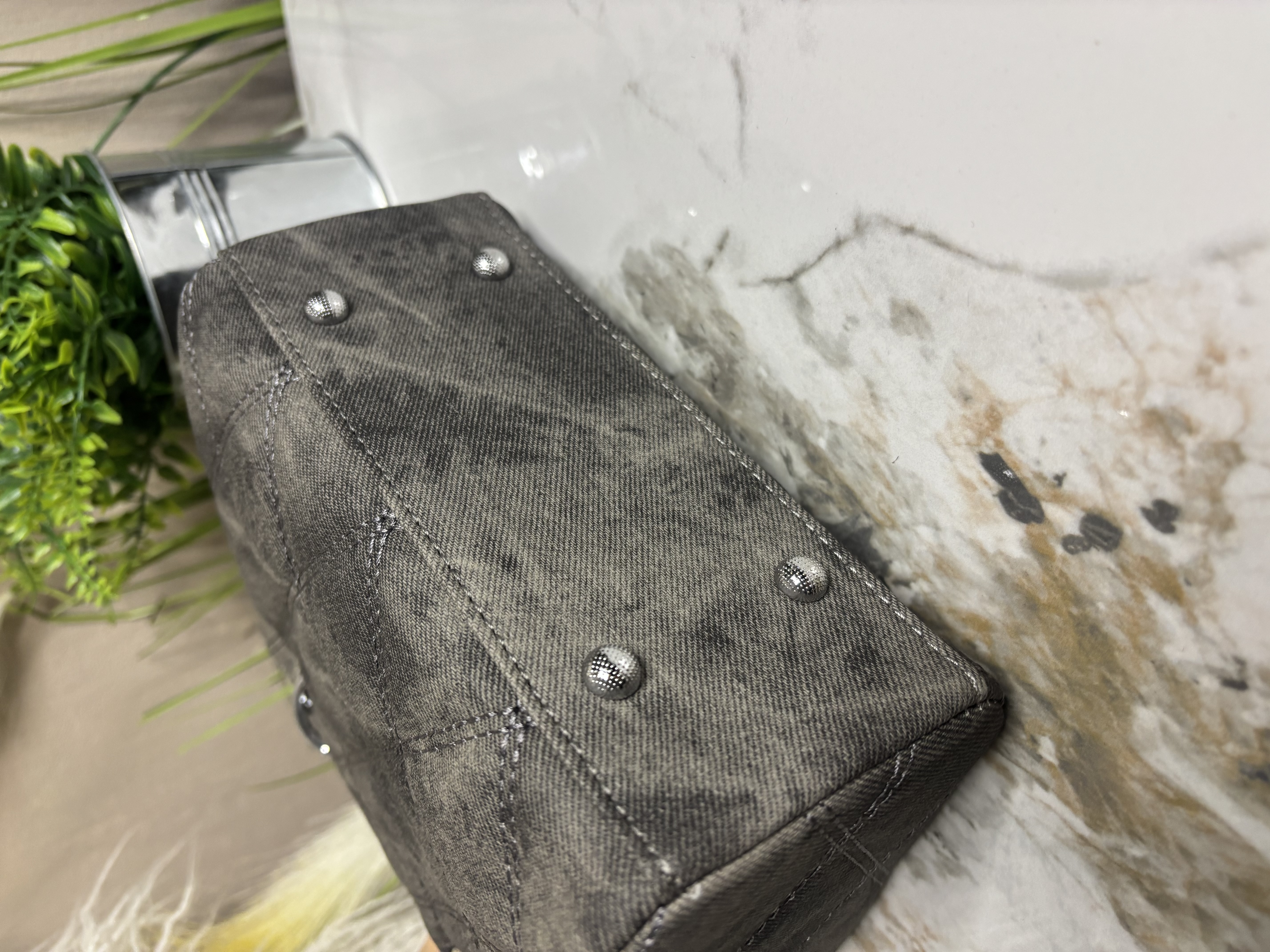 Pilka Zenko rankinė