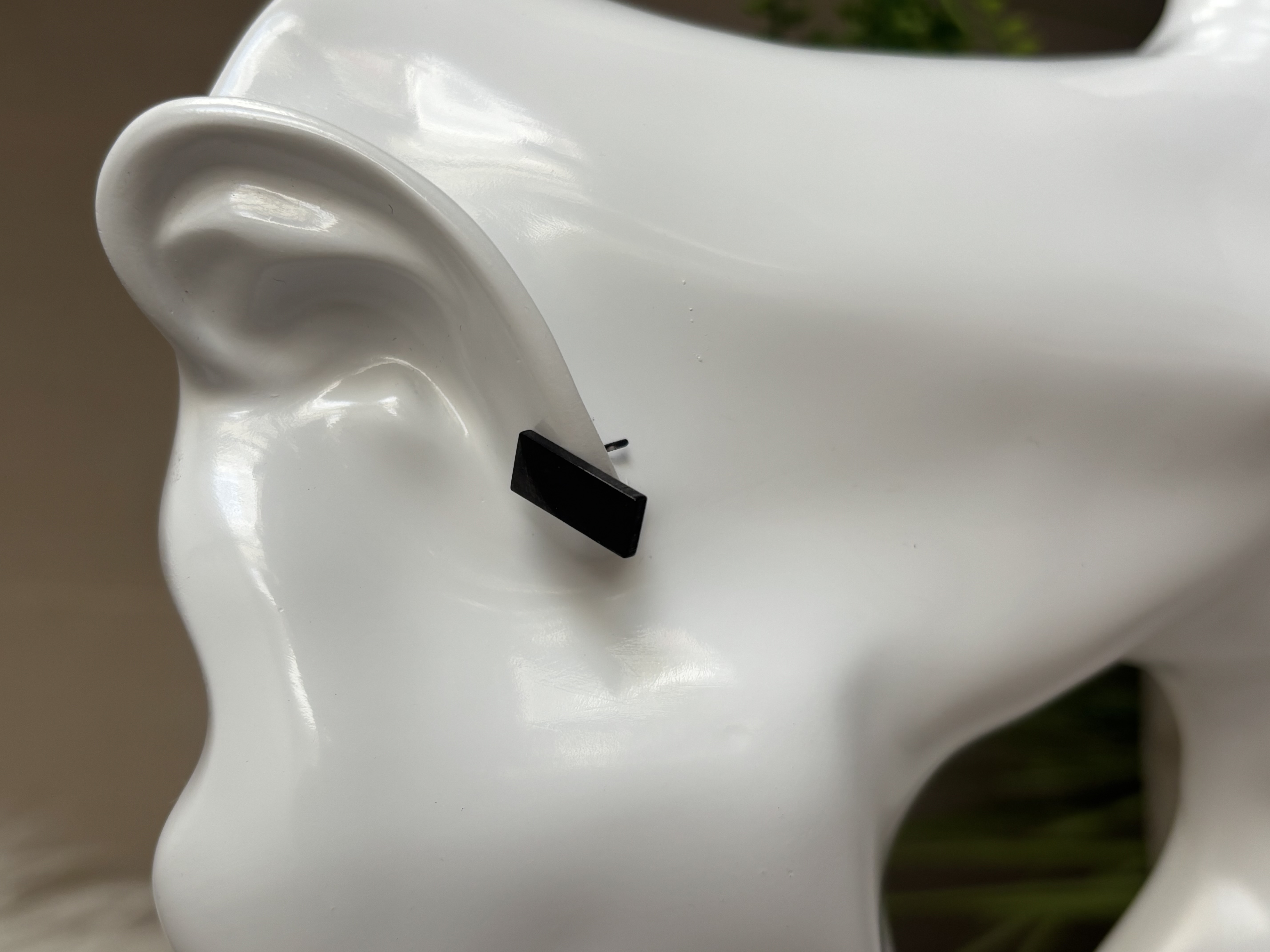 Vienetinio modelio auskarai